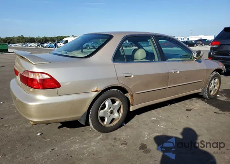 2000 Honda Accord Ex from USA, damaged, VIN 1HGCG1653YA096764